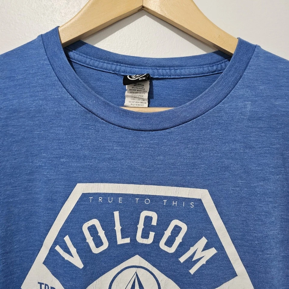 Volcom Stone -  T-Shirt Short Sleeve Chest Logo - Size M - Blue - Cotton Blend - Image 3 of 4