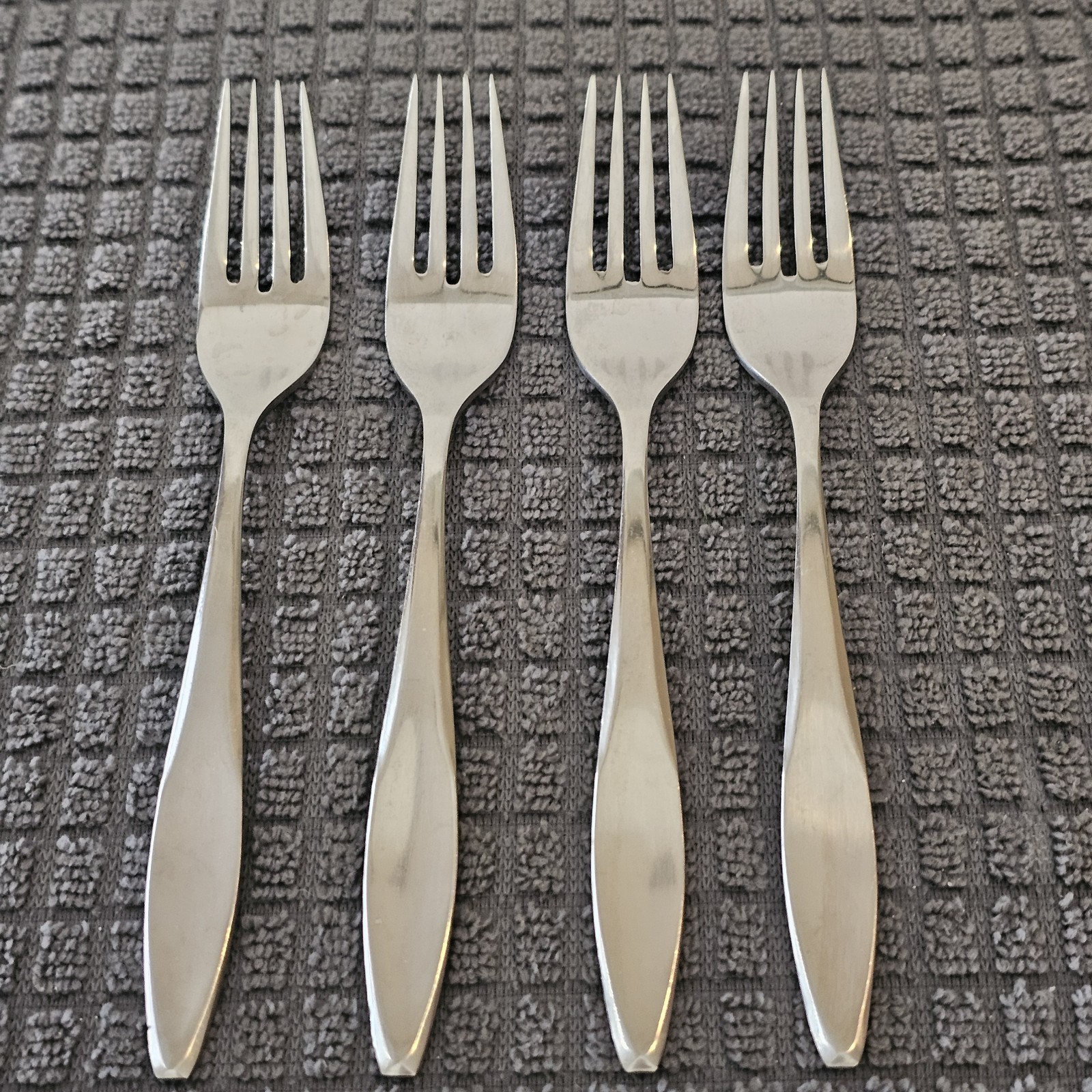 Set Of 4 Stainless Flatware