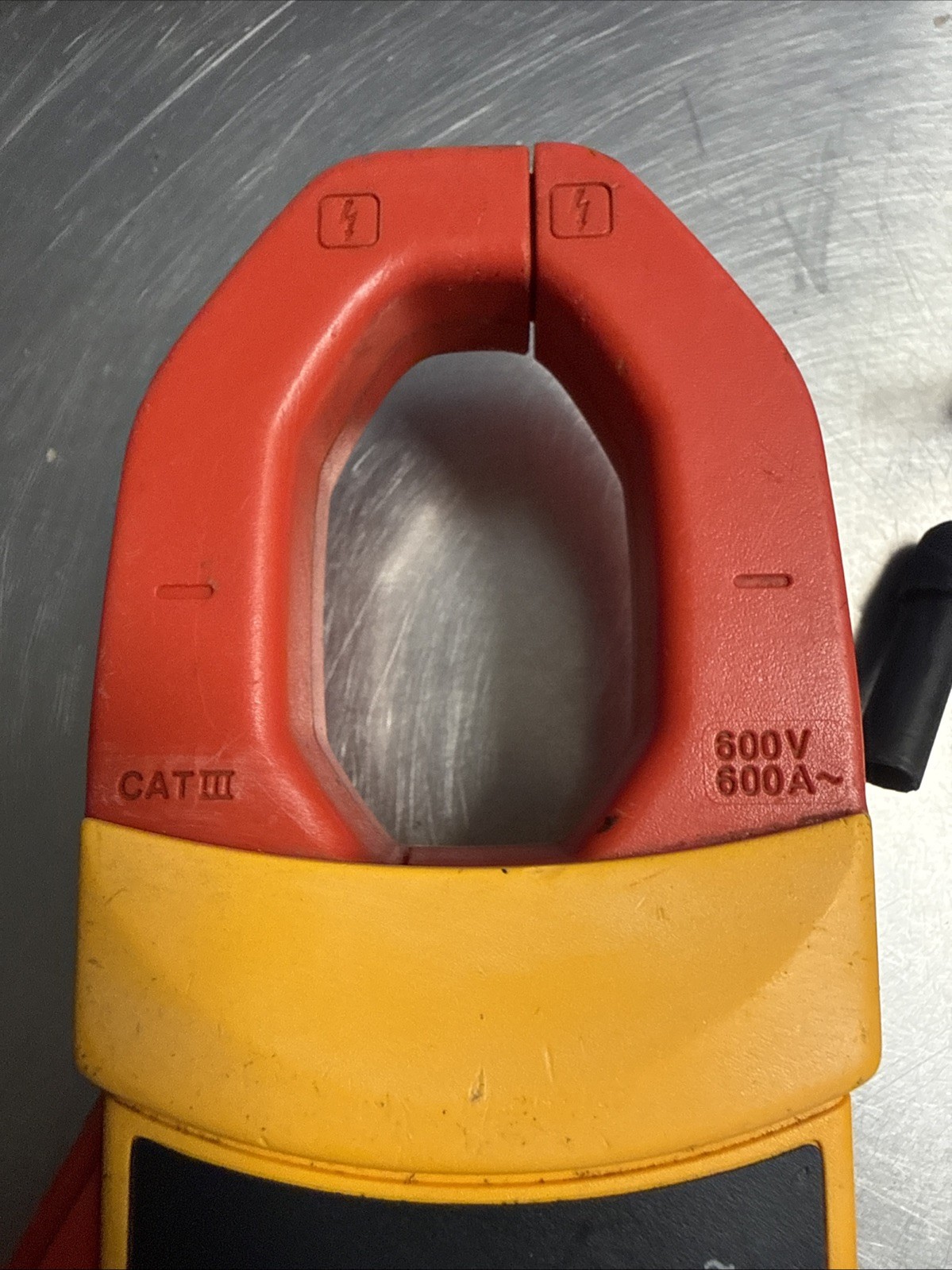 Fluke 902 HVAC Clamp Meter Multimeter True RMS Digital w/Leads Temp Good