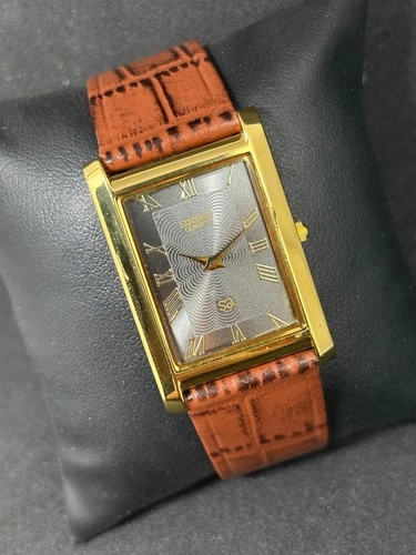 Classic Vintage Seiko Slim Quartz Men's Wrist Watch