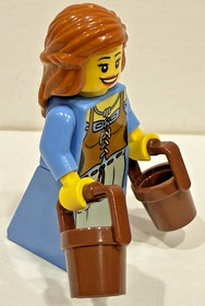 LEGO Castle Kingdoms Peasant Maiden Minifigure Cas490 7189 Mill Raid
