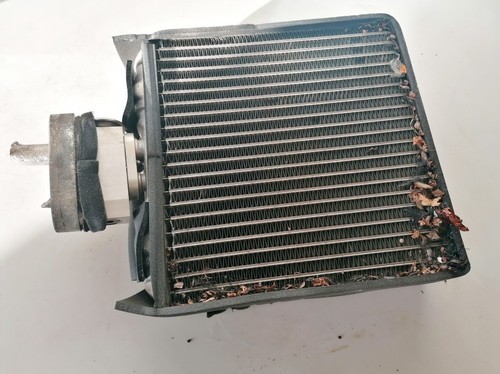 Nissan Almera 2000 Air Conditioning Condenser used, Genuine #1282551-19