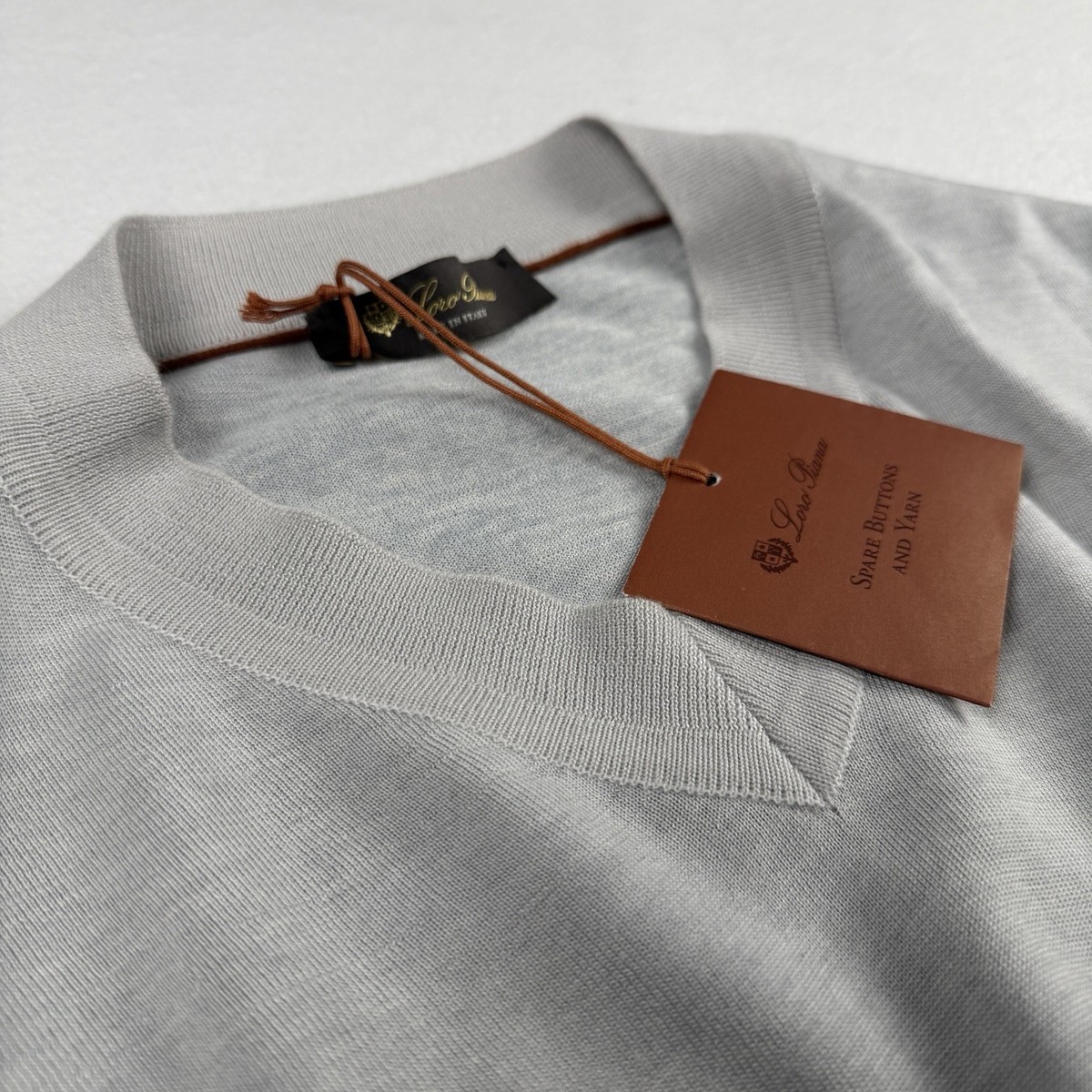 Loro Piana Men display picture 1