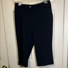 Chico's Classic Black Capris