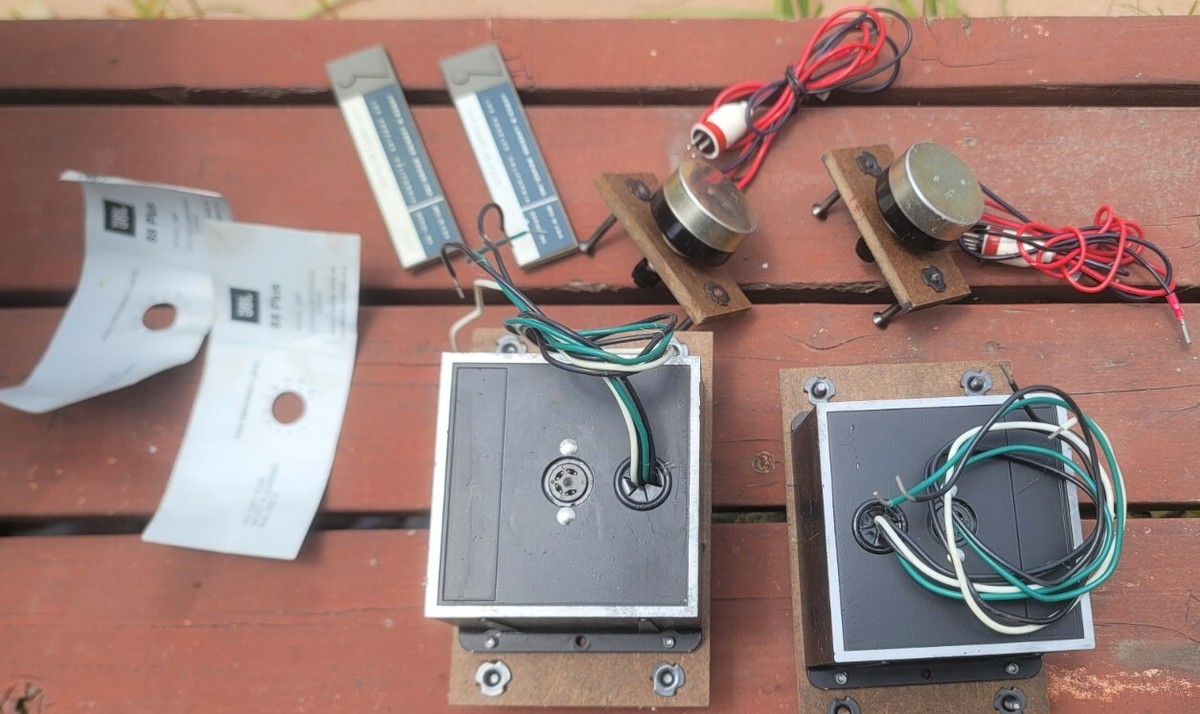 2 Vintage JBL L88 Plus Speaker Crossovers 3 Ways & Badgs ( L100