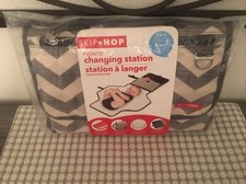 NEW  Skip Hop Pronto Signature Changing Station Diaper Clutch Changing Pad