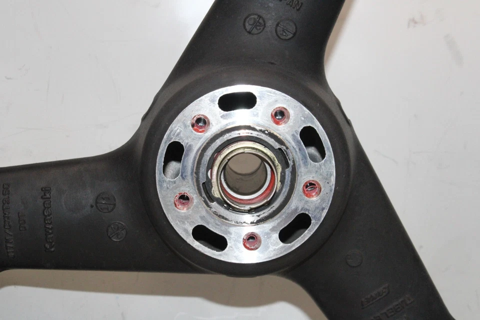 Kawasaki ZZR1200 2005 OEM llanta delantera Foto 2 de 4