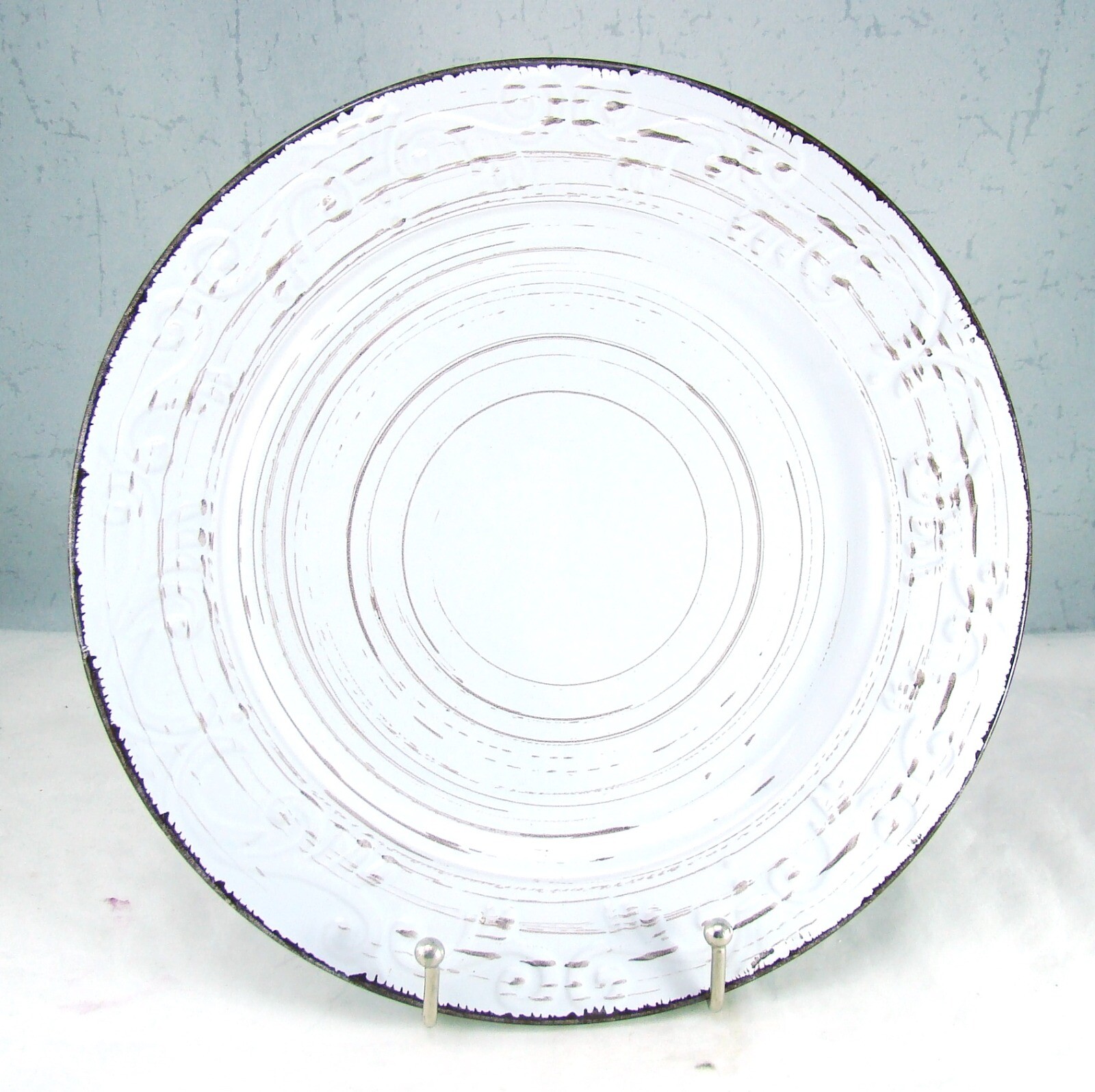 Pfaltzgraff Everyday TRELLIS WHITE Dinner Plate(s)