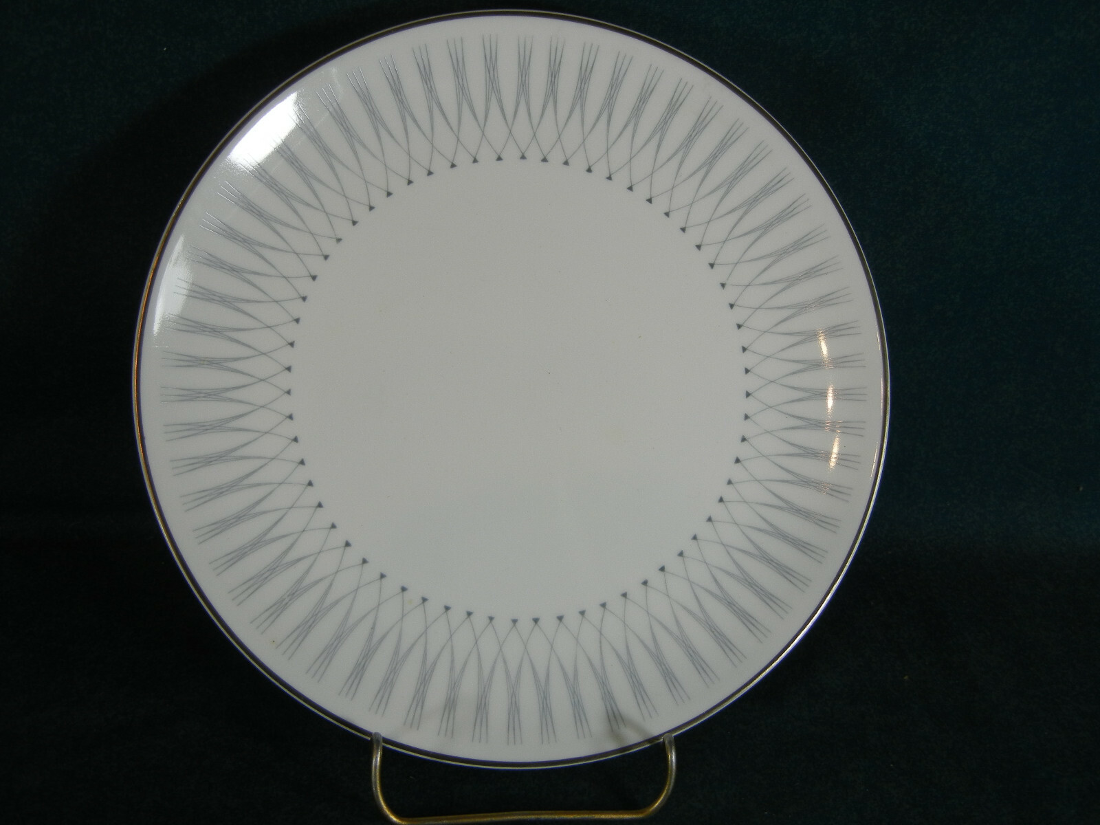 Royal Doulton Debut H4941 Salad Plate(s)