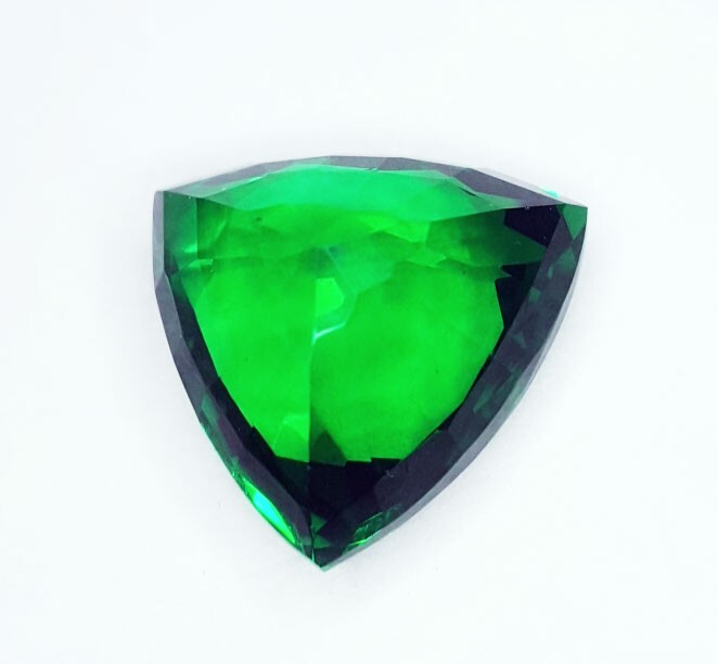 Natural Loose Gemstone Tsavorite Green Garnet Certified 18 Ct Trillion ...