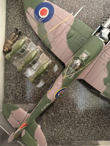 Forces Valor Plane In Box - Picture 3 of 6