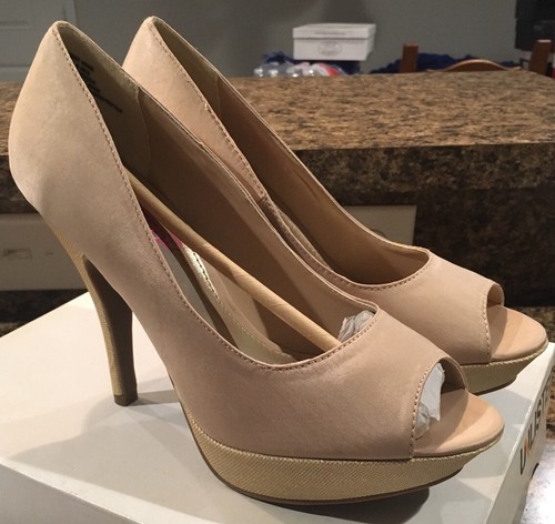 FINEST HOUR Peep Toe Pumps Shoes Size 