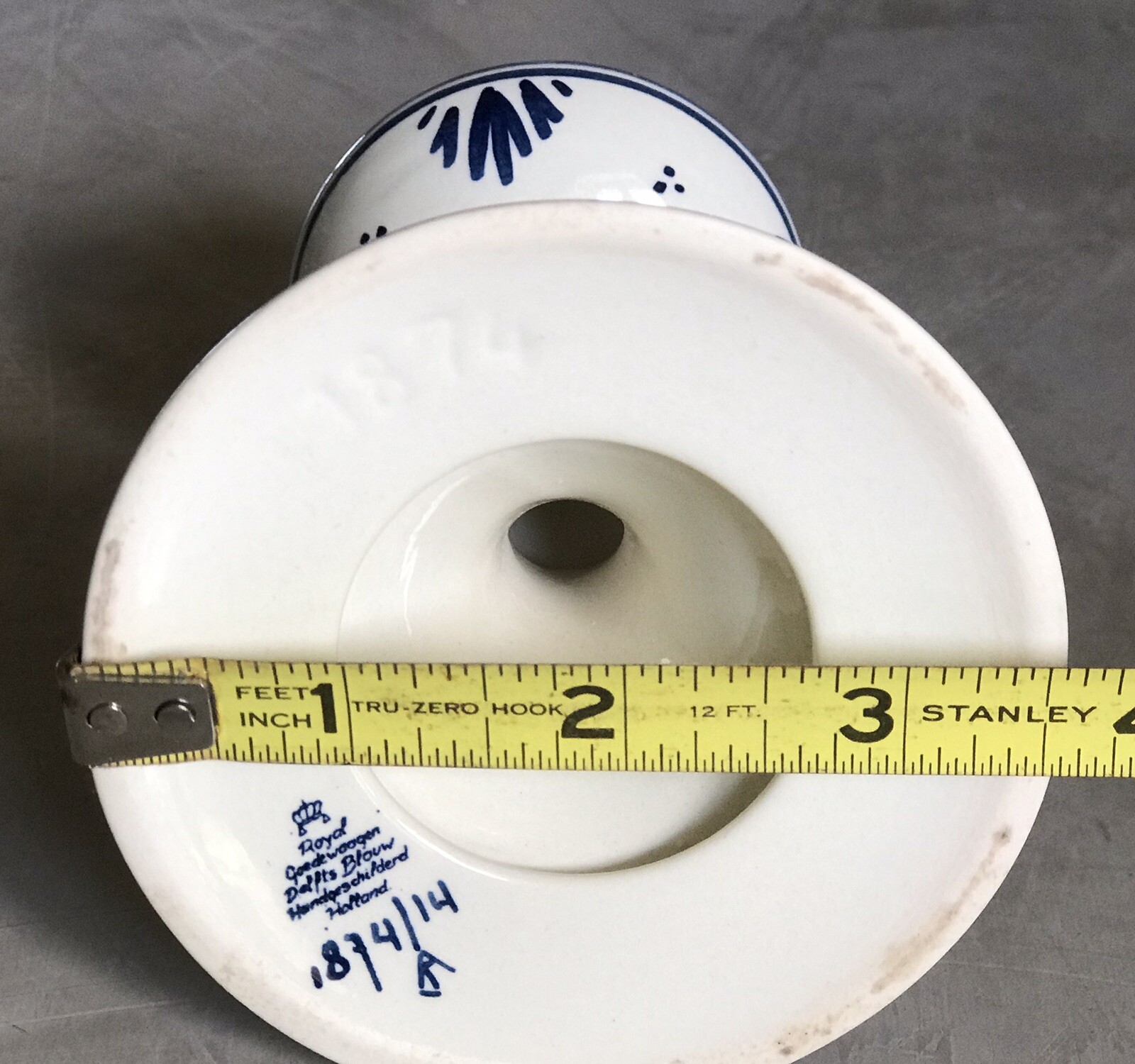 RARE Royal Goedewaagen Delfts Delft Blauw Blue White Floral Candle Stick Holder