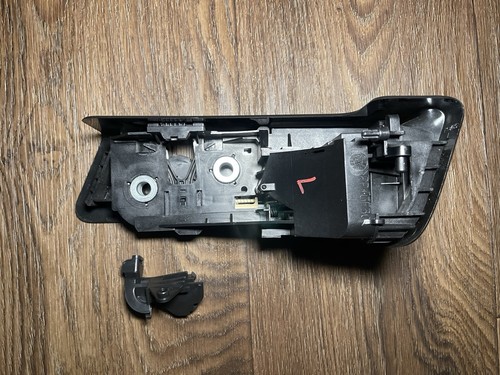 Volvo V60, V70, XC60, XC70 Rear Folding Seat Latch LEFT Side Black w/ Cover - Picture 2 of 4