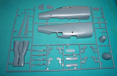 【希少品】Revell 1/48　B-1B LANCER　ランサープラモデル Revell B-1B Lancer 1/48 scale | Full Build Video - YouTube
