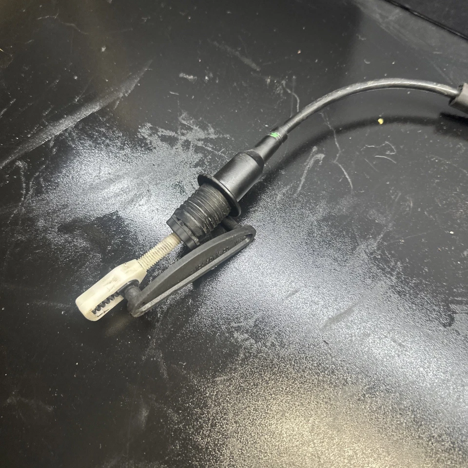 mercedes benz C280 throttle pedal - Image 3 of 4