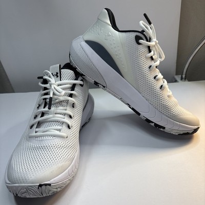 Size 9.5 - Under Armour HOVR Breakthru White Black EUC