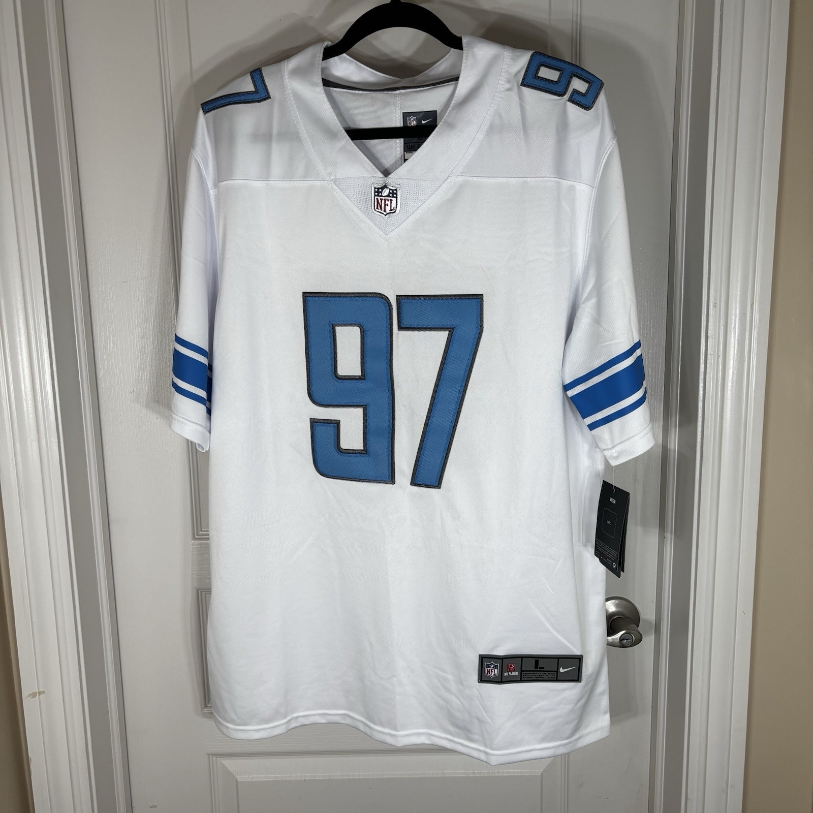 Picture 1 of 11