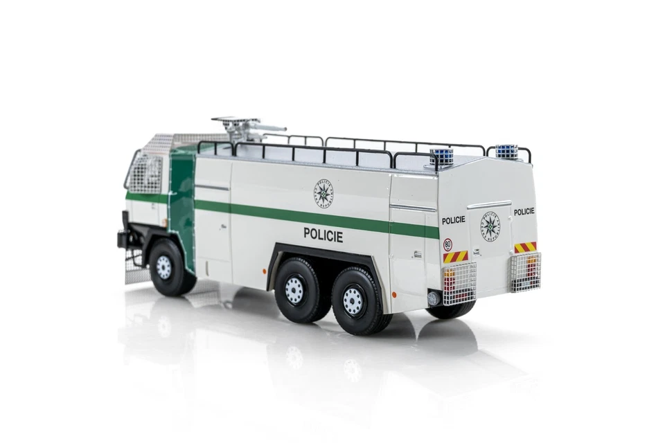 TATRA 815 CAS 32 T - POLICÍA - RARO - 1:43 Foto 4 de 4
