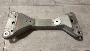 BMW F31 320D, Getriebeträger, 22326796605