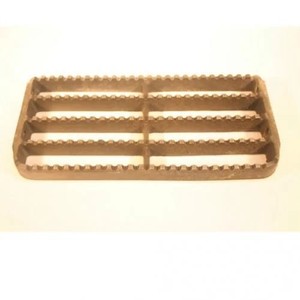 Used Step fits New Holland 8670 8670A 8770 8770A 8870 8970 9823801 fits Ford