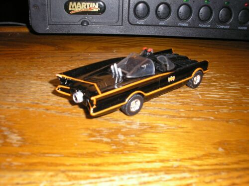 NICE DC Comics 1/32 JADA 1960's Batmobile PRO MOD with Pull Back ACTION Free SH - Picture 3 of 5