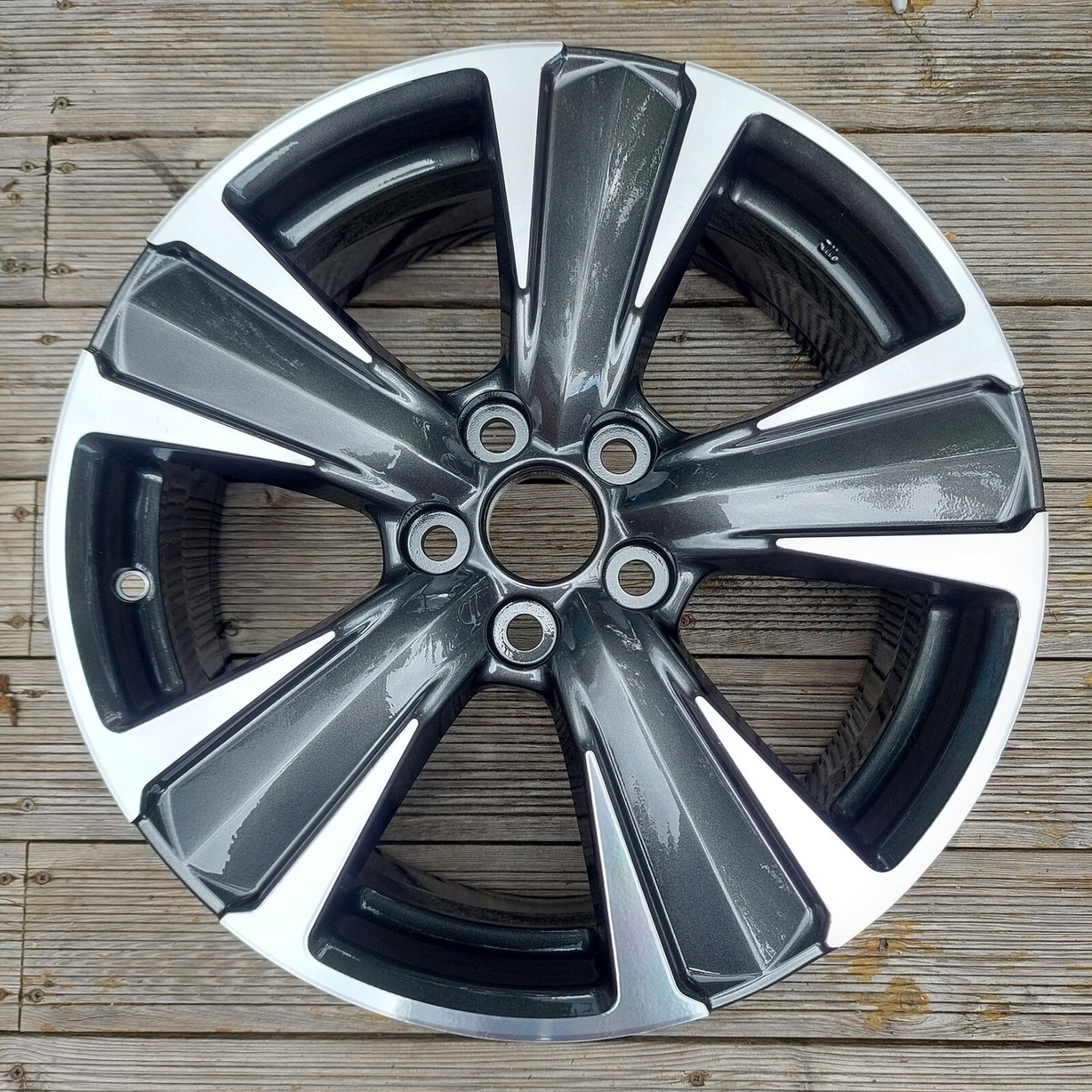 4 GENUINE LEXUS UX200 UX259H ALLOY WHEEL 7X18 ET45 BJK 4261176320  