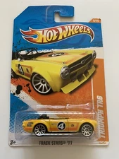 Hot Wheels Track Stars ‘11 Triumph TR6 dn