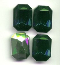 12 VINTAGE EMERALD ACRYLIC FACETED 25x18mm. OCTAGON GEM JEWEL 6833