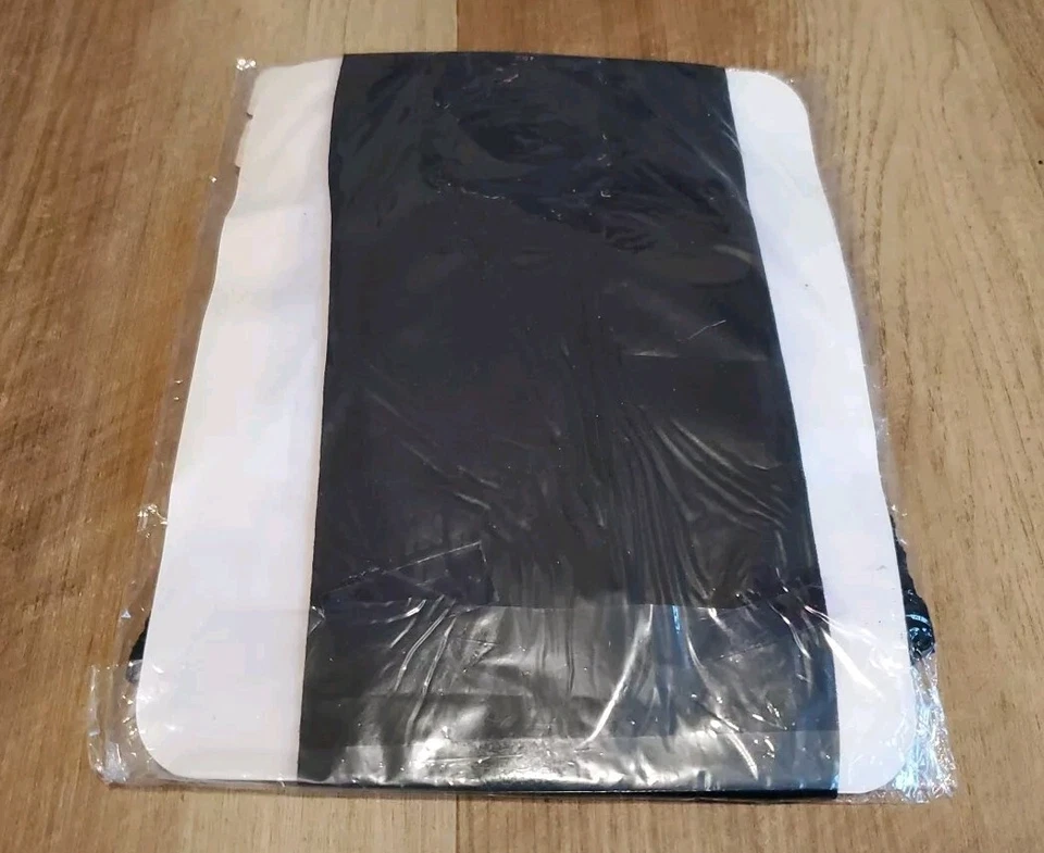 Vtg Fredericks of Hollywood Black Lace Thigh Hi Style 3336-5 Nylon Lycra Size M - Image 2 of 3