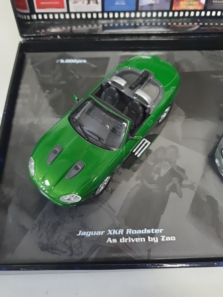 Minichamps 3-car set. JAMES BOND 007. 