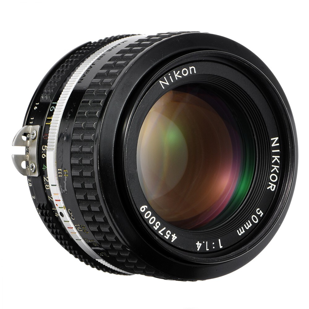 Nikon - taiume  Nikon Ai 50mm F1.4 Amazon.com : Nikon Nikkor 50mm f/1.4 AI-S : Camera Lens