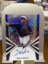 /25 on card auto 2019 Leaf Flash Noelvi MARTE RC Seattle