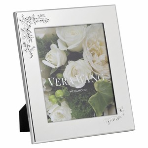 VERA WANG By Wedgwood Lace Bouquet 8"x10" Photo Frame