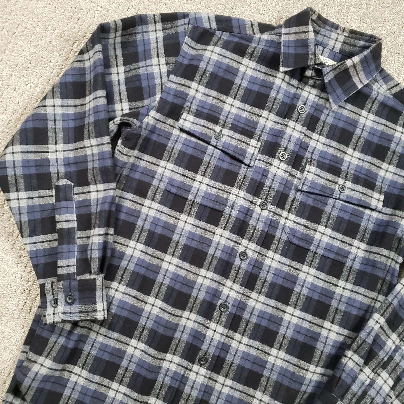 LL Bean Chamois Cloth Shirt Mens (S) Blue Plaid Flannel Button up Freeport Maine