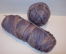 CRAFTS Yarn KNITTING CROCHET TASSELS VARIEGATED PURPLE MAUVE GRAY 220G