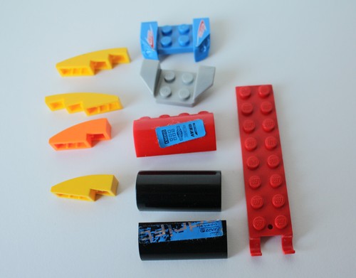 LEGO 10 Stück Ersatzteile (Bausteine Motorhaube Bogensteine Platte)