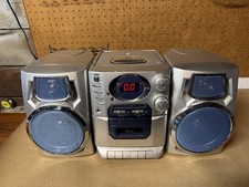 Durabrand Vintage Boombox CD-1493 AM/FM Cassette Stereo Radio Y2K Style