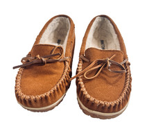 Minnetonka Shoes Men's size 8M Tan Moccasins Slippers Fur Lined Leather Suede