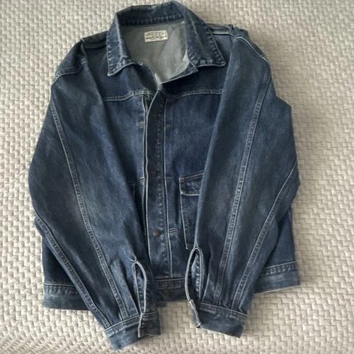 Men’s Imogene and Willie Blue Denim Jean Jacket Button Front. video thumbnail
