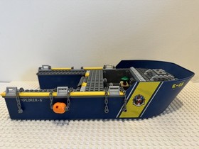 LEGO Boat Hull & Deck lot 40x20x7-18912 &18912-Ocean Exploration 60095