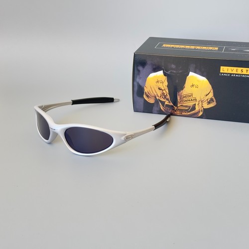 Oakley Minute Gen 1.0 Silver Frame Black Lens Vintage Y2K Sunglasses New