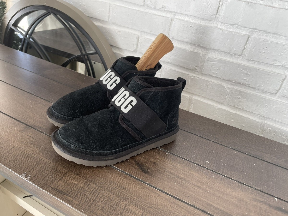 Men's Neumel All Black Boy Uggs UGG® Neumel II Chukka Boot