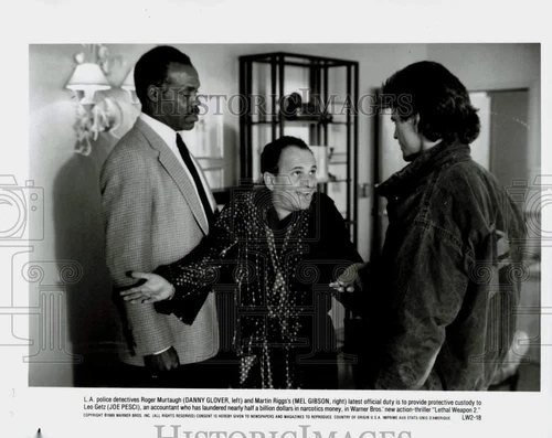 1989 Press Photo Mel Gibson, Danny Glover, Joe Pesci in "Lethal Weapon 2"