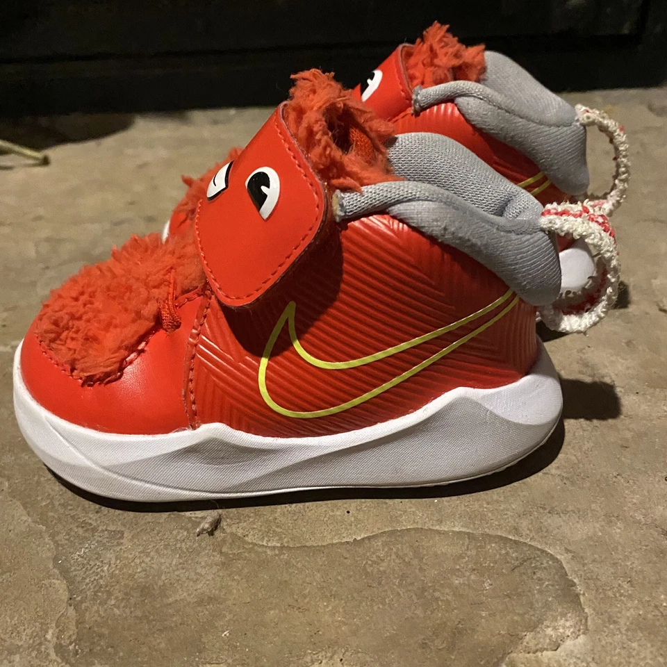 Nike Team Hustle D 9 Lil TD Red Monster Toddler Shoes CT4066 600 Size 5C Child - Image 2 of 4