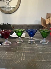 Stemmed Plastic Ice Cream Bowls Set of 4 Multicolor 5 inch tall KG5