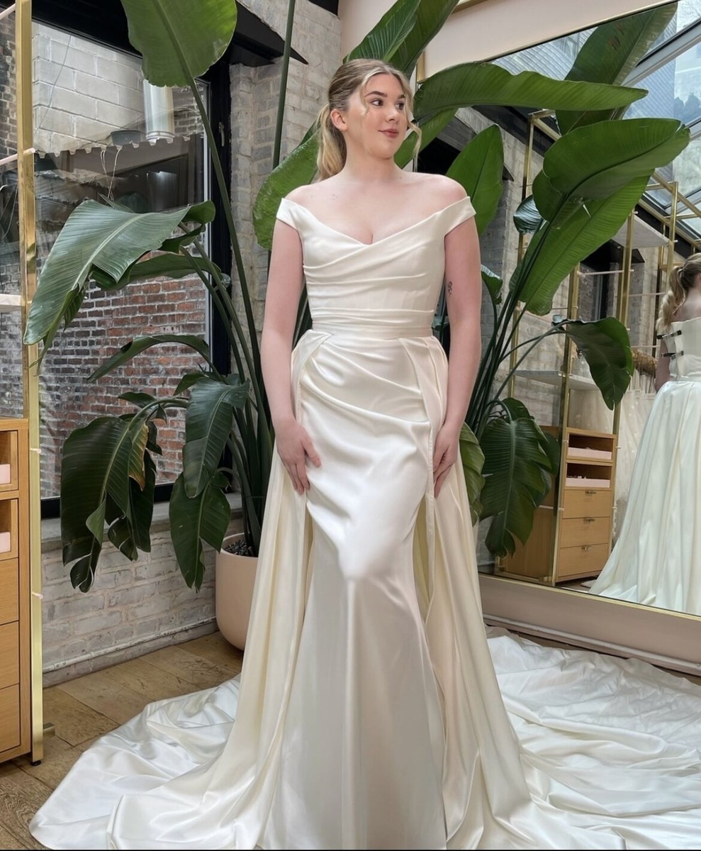 Silk Satin Wedding Dresses with Detachable Train Light Champagne Bridal Gowns* | eBay Silk Satin Wedding Dresses with Detachable Train Light Champagne Bridal Gowns* | eBay