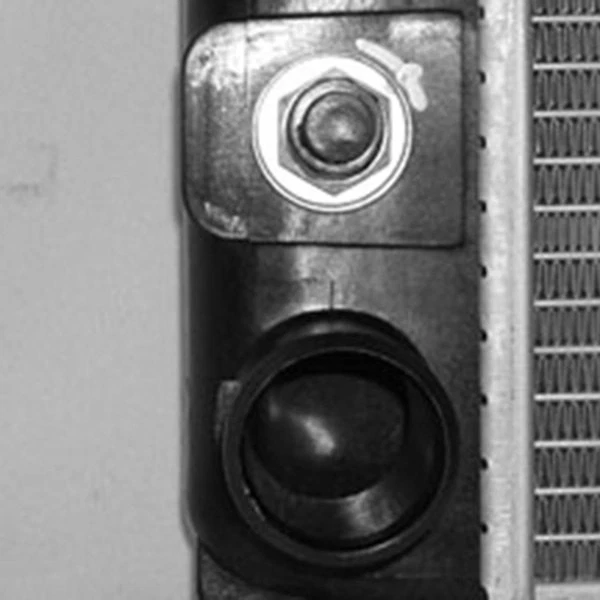 For Nissan Altima 2007-2018 TYC 2988 Engine Coolant Radiator — 第 4/4 张图片