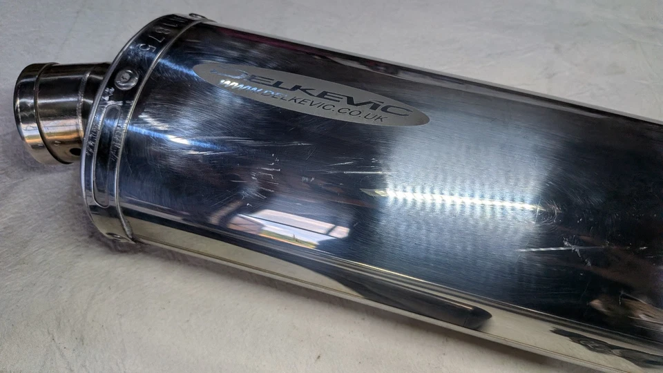 Silencieux Delkevic Ovale Inox SUZUKI 600 Bandit 1995 à 2005 - Photo 3/4