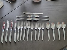 Vintage 1847 Rogers Bros. Flair Silver Plated 21 Pices Of Flatwere.